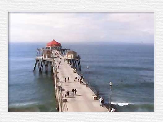 Huntington Beach Pier Fishing - Webcam